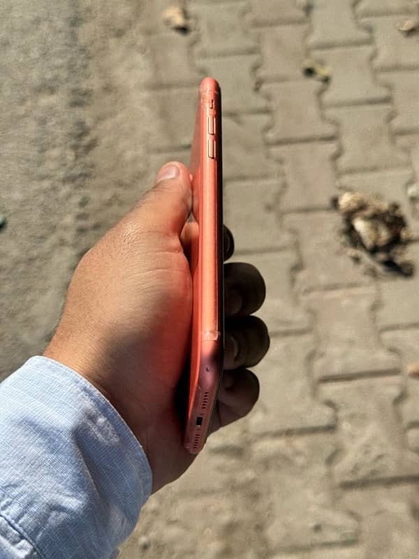 Iphone XR 4