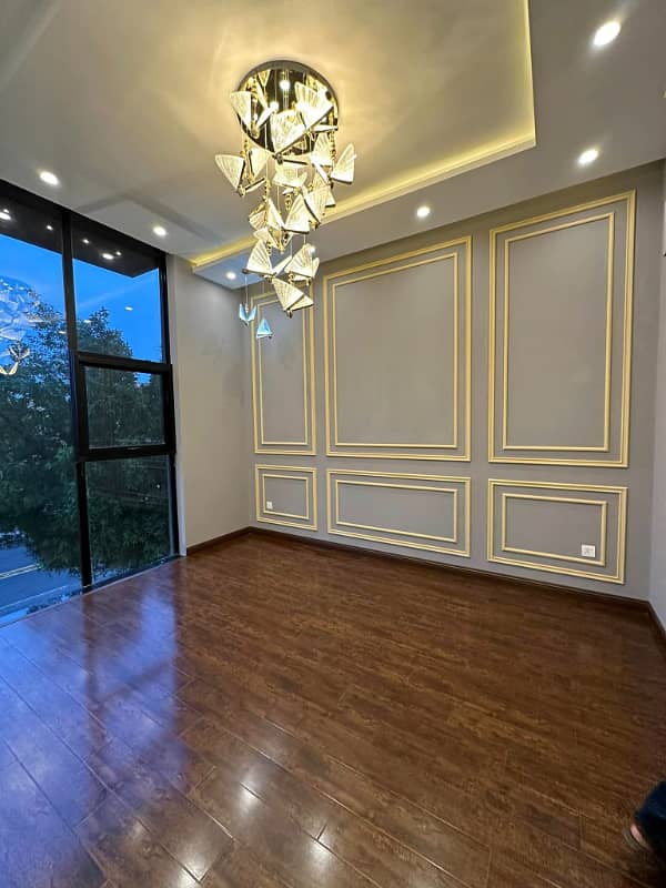 3 Years Installments Plan 10Marla Brand New House For Sale In Park View City 12