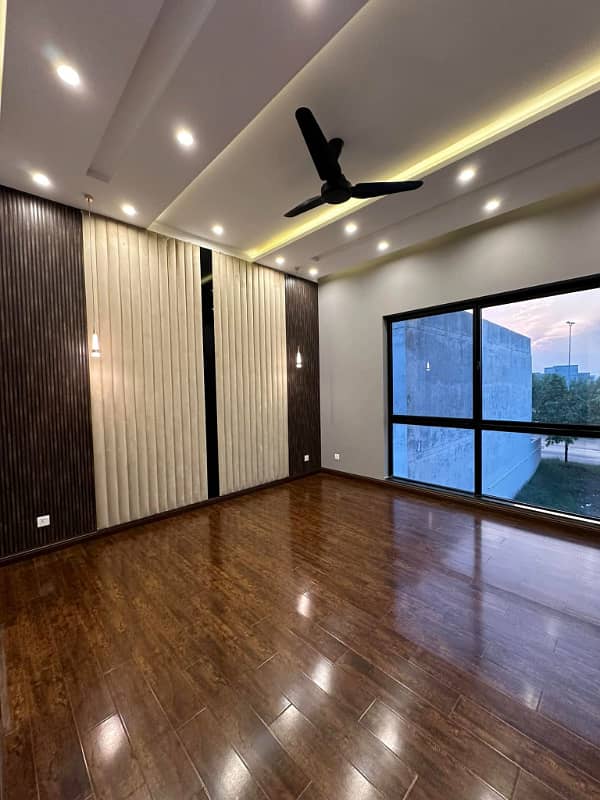 3 Years Installments Plan 10Marla Brand New House For Sale In Park View City 14