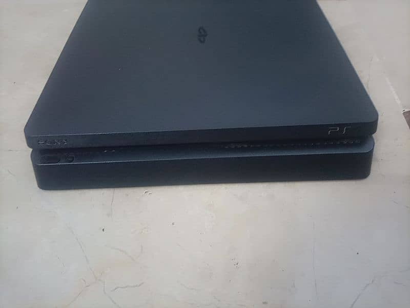 PS4 Slim Jailbreak In very Good Condition 1