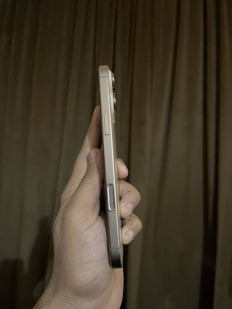 Iphone 16 pro max PTA aproved 256gb 0