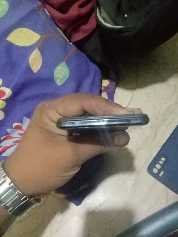 oppo f15 8 256 gb 4