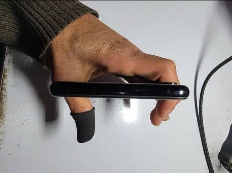 Iphone XS Max Offical pta proved 7