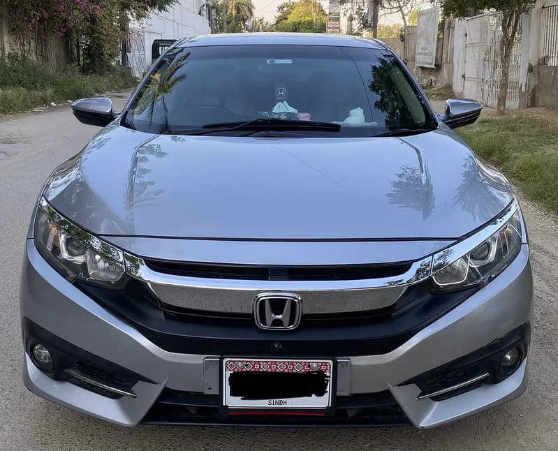 Honda civic ug X 2016/17 top of the line 10