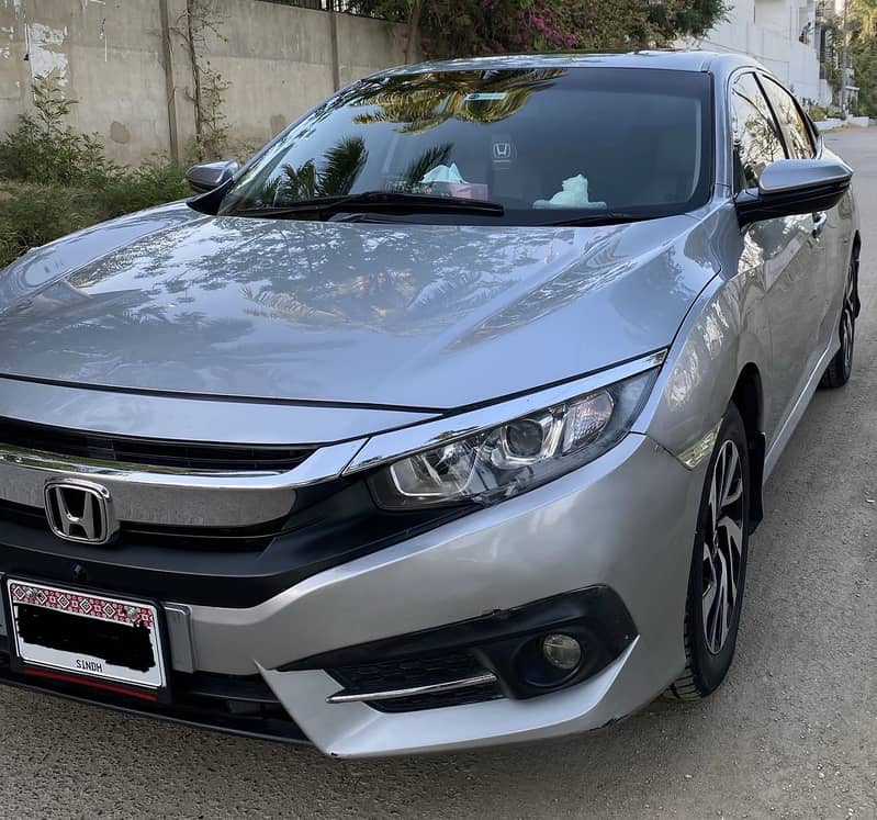 Honda civic ug X 2016/17 top of the line 12