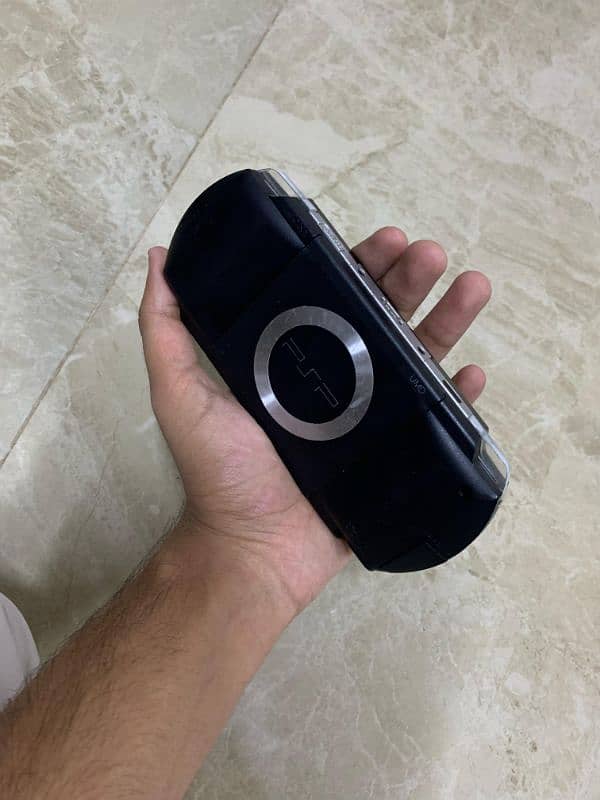 sony psp fat jailbreak with memory card and charger 4