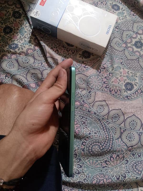 Tecno camon 19 neo 6/128 PTA approved with box 3