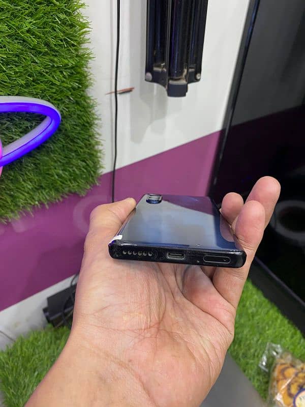 Motorola Edge Plus | 256GB  12GB RAM | Snapdragon 865 | 5000 mah 108MP 2