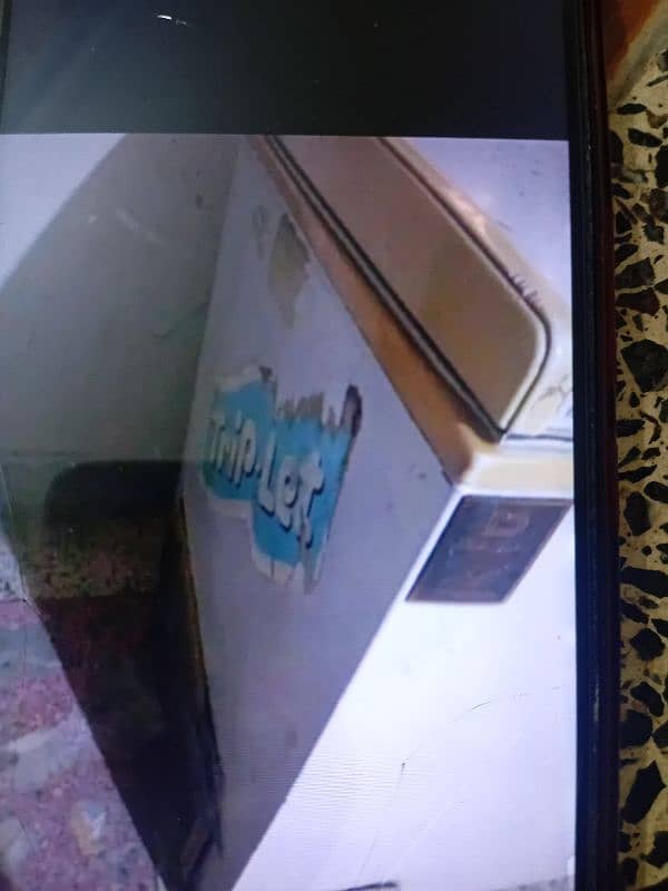 Waves Ka Deep Freezer 6