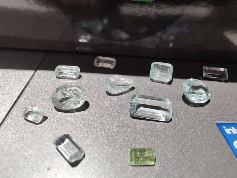 Aquamarine Gemstones - 100% original 10