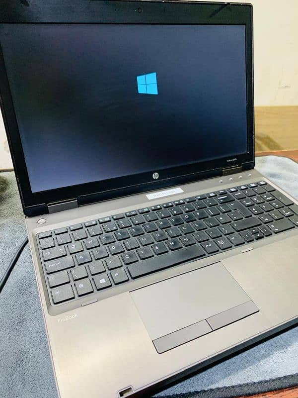 HP laptop i5 2nd generation with charge 0