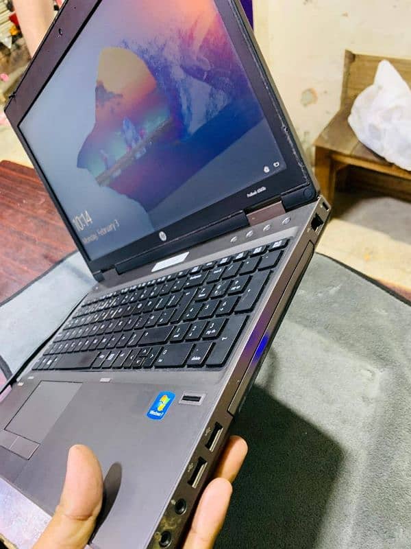 HP laptop i5 2nd generation with charge 1