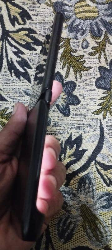 Motorola razer flip 2019 4