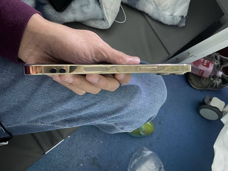 12 pro max non PTA JV 128GB 4