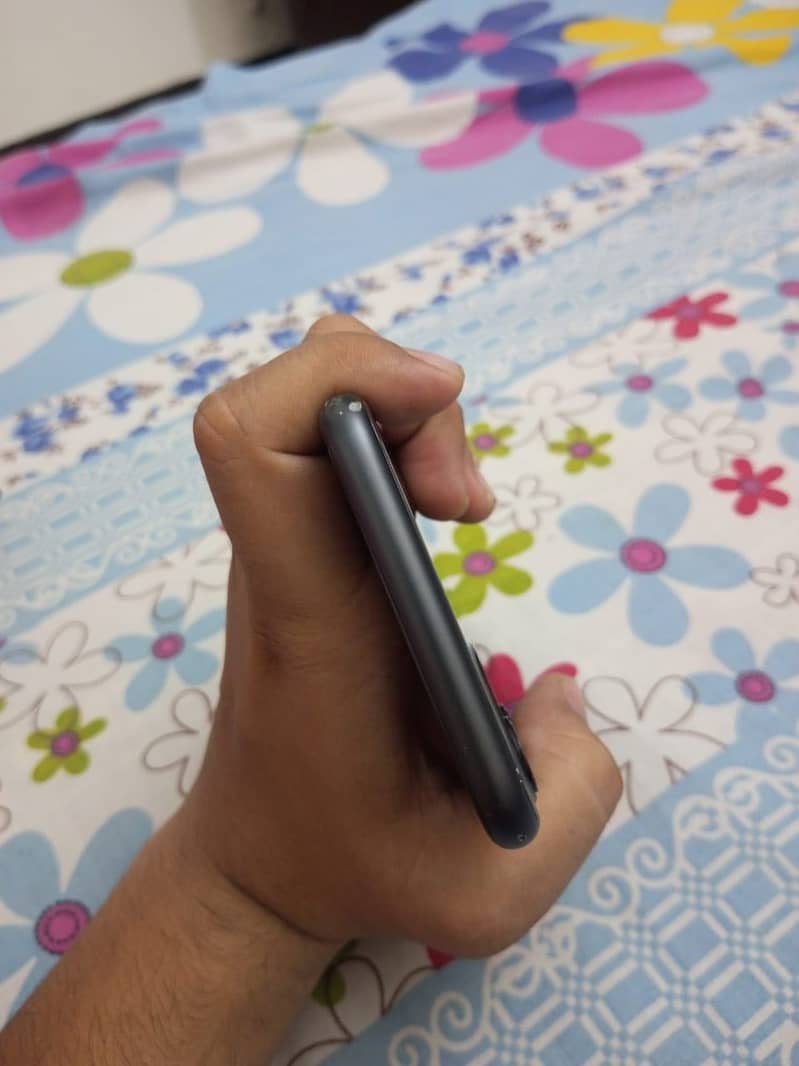 iphone 11 3