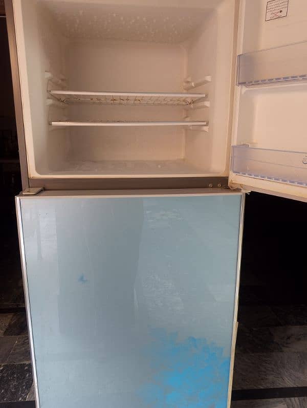 Haier Double Door Fridge | Jumbo Size 372L | Neat & Clean Condition 2