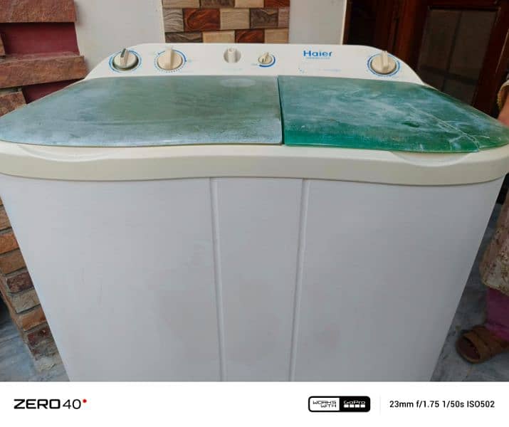Haier SEMI AUTOMATIC washing machine 1
