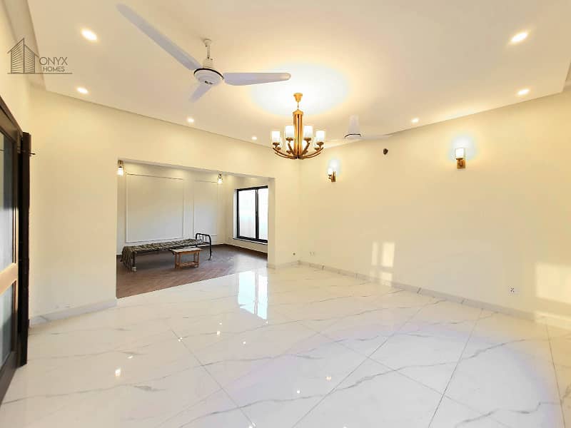 Proper Double Unit 1 Kanal House With Simple Interior 4