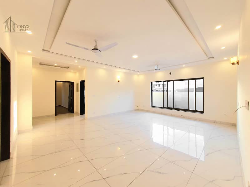Proper Double Unit 1 Kanal House With Simple Interior 9