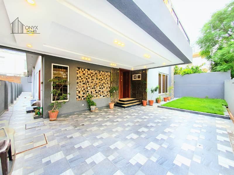 1 Kanal Double Unit 6 Bed House At Very Reasonable Price 1