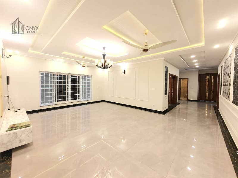 1 Kanal Double Unit 6 Bed House At Very Reasonable Price 7