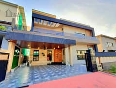 High Quality 1 Kanal House With Swimming Pool