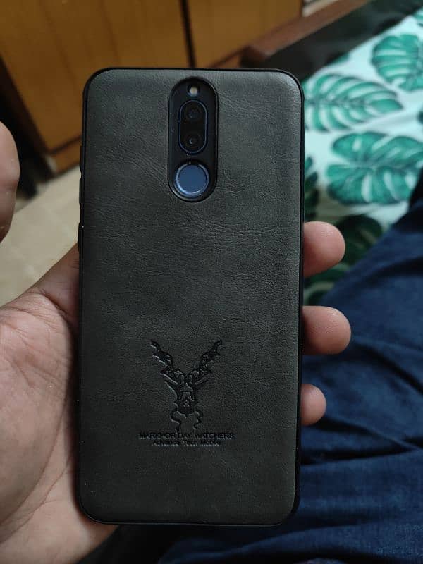 Huawei mate 10 lite only phone bulbul ka bacha jesa piece hai 1