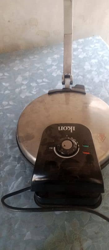 roti maker for sale in good condition 2