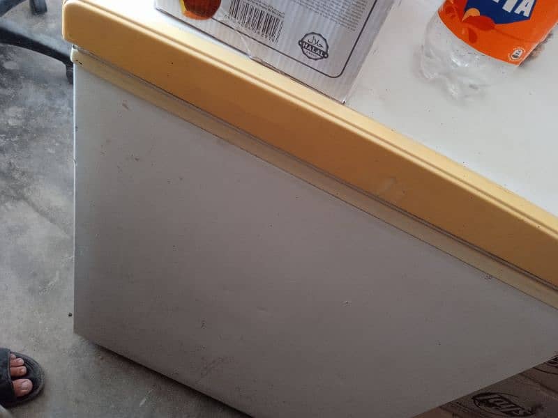 Deep freezer for sale 3