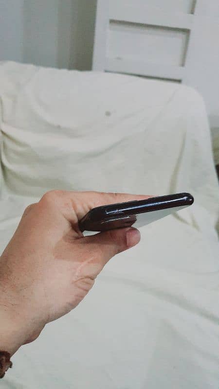 OPPO F9 4/64 OFFICIAL PTA 3