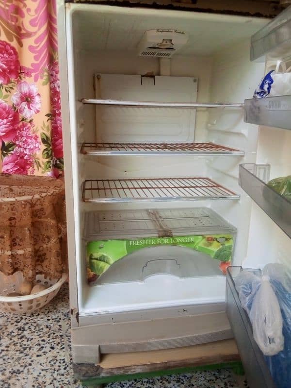 Dawlance Refrigerator 1