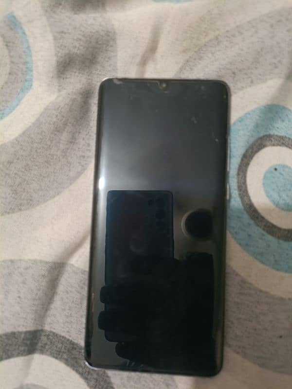 P30 pro 10/10 Non pta with box only(Comple Sim time) 2