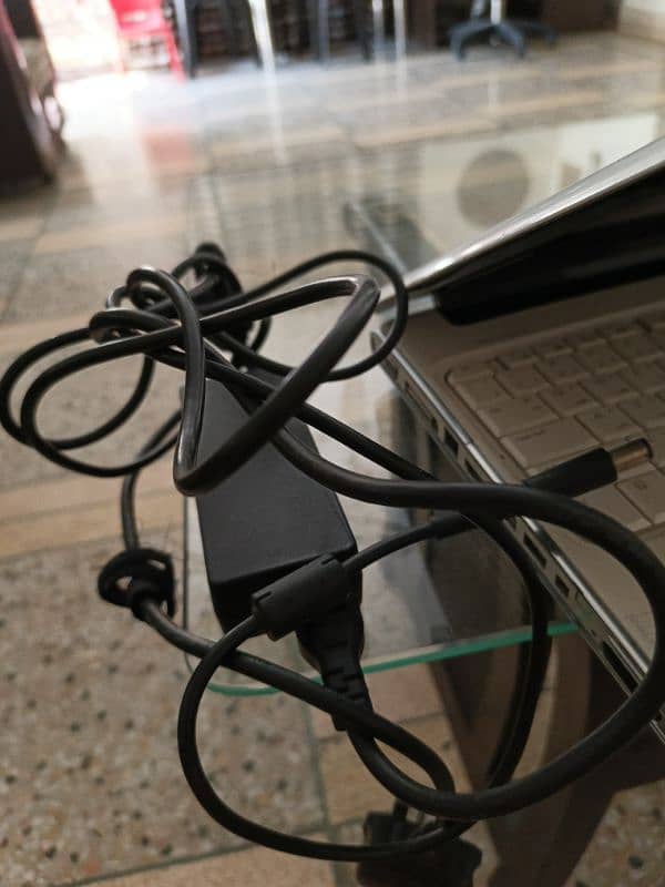 HP dv6 laptop for sell 0