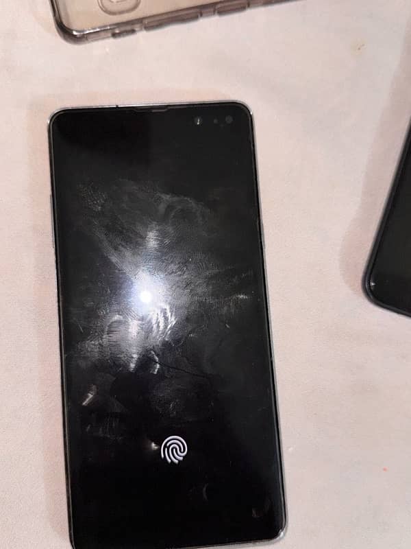 s10 5g pta opproved 8/256 scrash less black 8