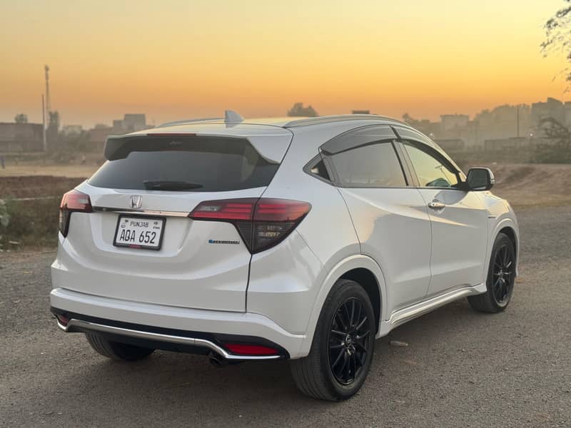 Honda vezel Z sensing 2018 import 2024 0