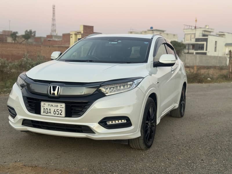 Honda vezel Z sensing 2018 import 2024 1