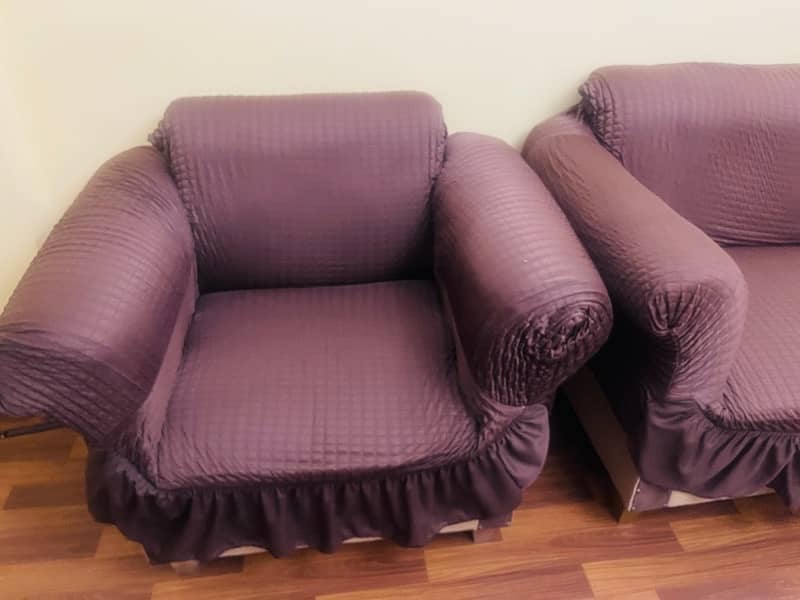 7 Seater Sofa Set With Covers In New Condition 4