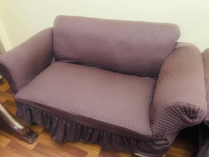 7 Seater Sofa Set With Covers In New Condition 5
