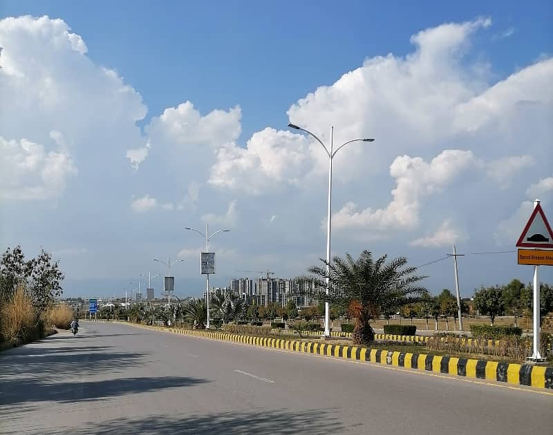 10 Marla Residential Plot In Gulberg Residencia - Block A Is Available 11