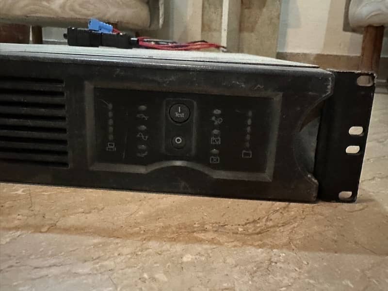 Apc ups 3kw 0