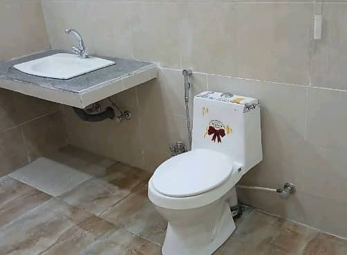 1 Kanal Upper Portion For Grabs In Johar Town 2