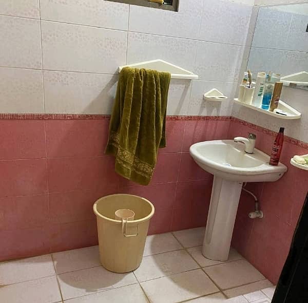 Lower Portion Of 8 Marla Available For rent In Military Accounts Housing Society 2