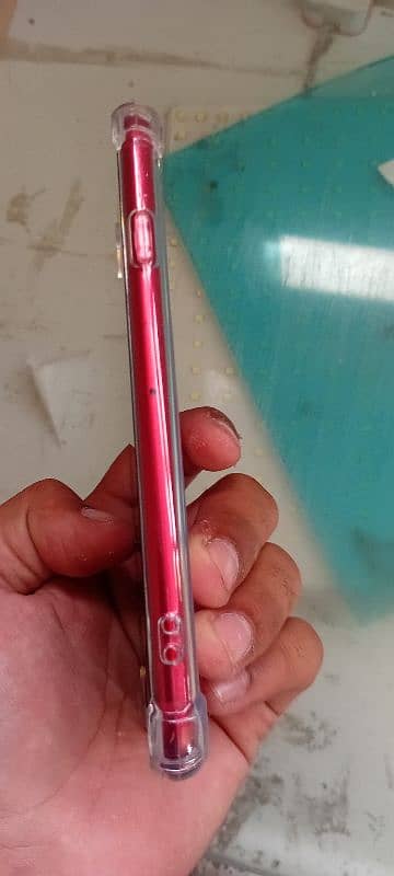 iphone se 2022 64GB FU 8