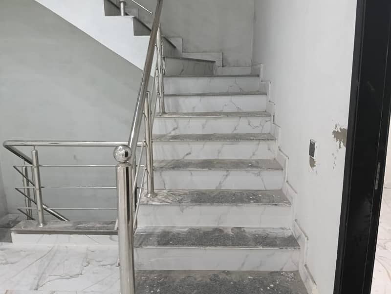 6 Marla Full New House First Shifting Pak Arab Prime Location 29