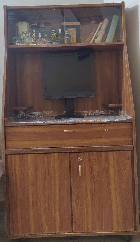 premium Computer trouly with wooden sheet 0