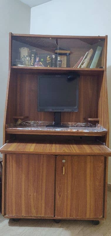 premium Computer trouly with wooden sheet 3