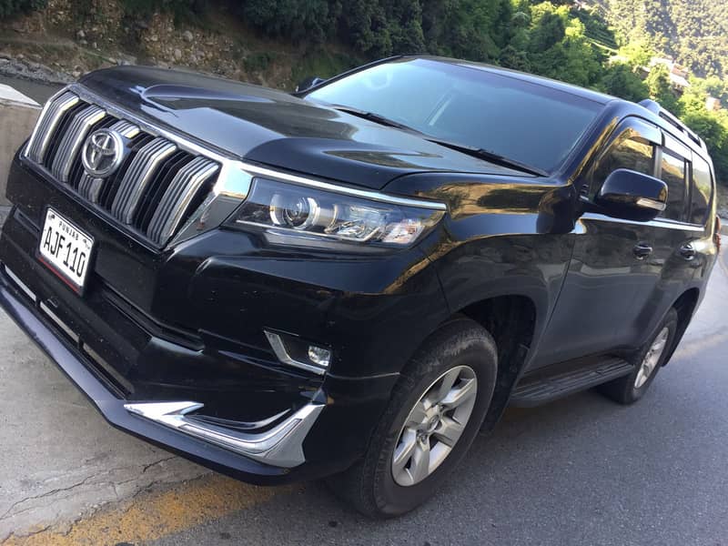 Rent a Car Islamabad. Toyota Corolla Yaris Altis Van Toyota Prado 14
