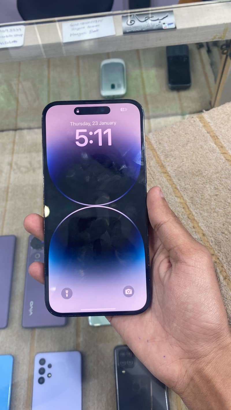 Iphone 14 pro max jv LLA 2