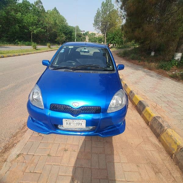 Toyota Vitz 2001 0