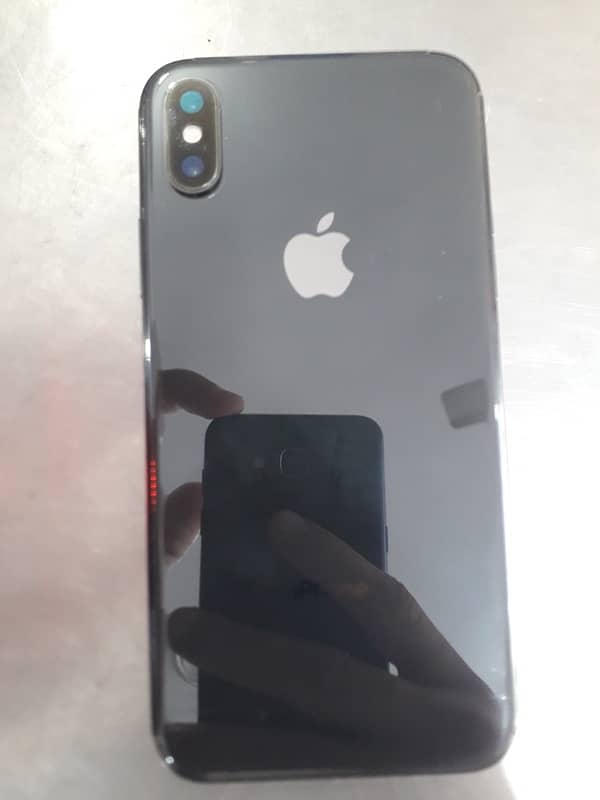 iPhone X 4